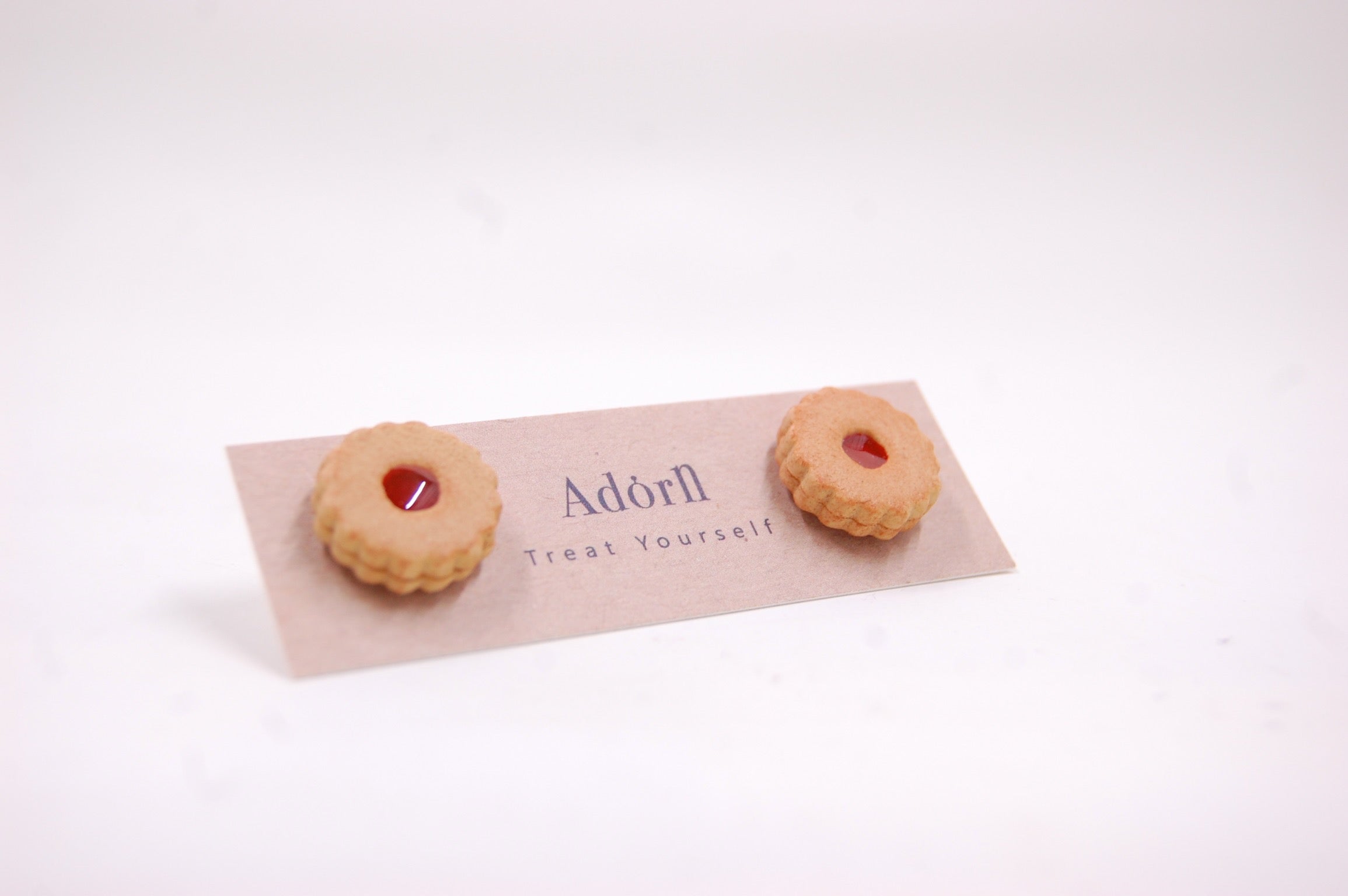 Linzer Cookies Studs