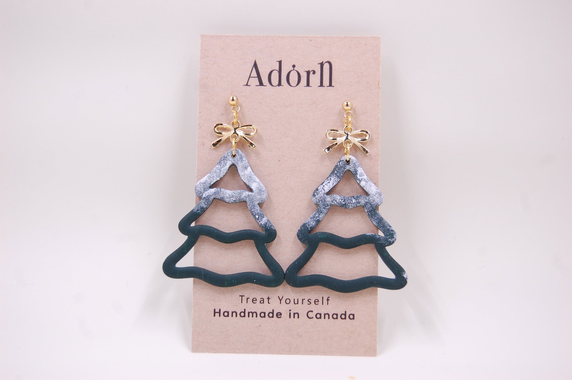 Christmas Tree with Gold Bow